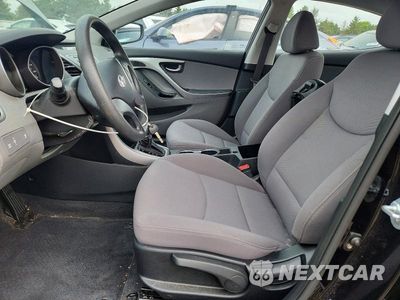 Zdjęcie 7 z 12 samochodu: 2016 HYUNDAI ELANTRA SE VIN:KMHDH4AE8GU517105 - miniatura