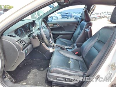Zdjęcie 7 z 13 samochodu: 2017 HONDA ACCORD SPORT SPECIAL EDITION VIN:1HGCR2F1XHA030323 - miniatura