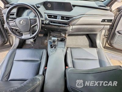 Zdjęcie 8 z 12 samochodu: 2022 LEXUS UX 200 BASE VIN:JTHX3JBH8N2045860 - miniatura