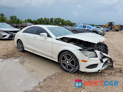 Czwarte zdjęcie samochodu z boku: 2015 MERCEDES-BENZ CLS 400 VIN:WDDLJ6FB6FA157546 - miniatura
