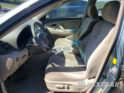 Zdjęcie 7 z 12 samochodu: 2011 TOYOTA CAMRY LE VIN:4T4BF3EK2BR142964 - miniatura