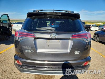 Zdjęcie 6 z 12 samochodu: 2018 TOYOTA RAV4 XLE VIN:JTMRFREV6JJ729890 - miniatura