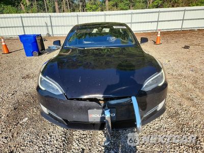 Piąte zdjęcie samochodu w środku: 2016 TESLA MODEL S VIN:5YJSA1E11GF154919 - miniatura