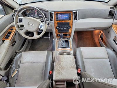 Zdjęcie 8 z 12 samochodu: 2009 JEEP GRAND CHEROKEE LIMITED VIN:1J8GR58KX9C540001 - miniatura