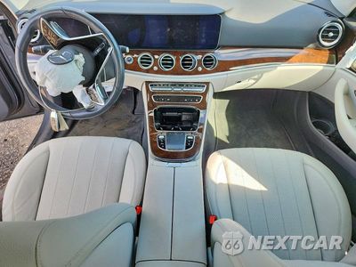 Zdjęcie 8 z 12 samochodu: 2022 MERCEDES-BENZ E 350 4MATIC VIN:W1KZF8EB0NB007806 - miniatura