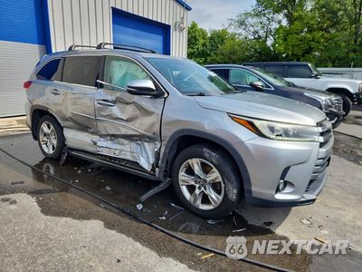 Czwarte zdjęcie samochodu z boku: 2017 TOYOTA HIGHLANDER LIMITED VIN:5TDDZRFH6HS370791 - miniatura