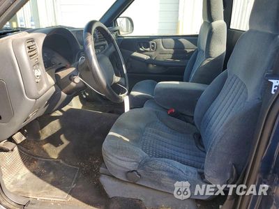 Zdjęcie 7 z 12 samochodu: 2000 CHEVROLET S TRUCK S10 VIN:1GCCS1458YK227813 - miniatura