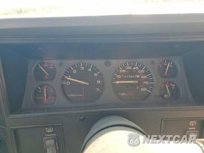 Zdjęcie 9 z 12 samochodu: 1993 JEEP CHEROKEE SPORT VIN:1J4FJ68S9PL553247 - miniatura