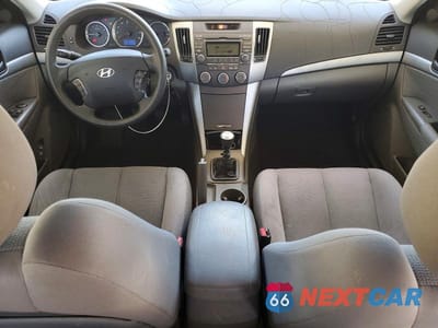 Zdjęcie 8 z 12 samochodu: 2009 HYUNDAI SONATA GLS VIN:5NPET46C49H561498 - miniatura