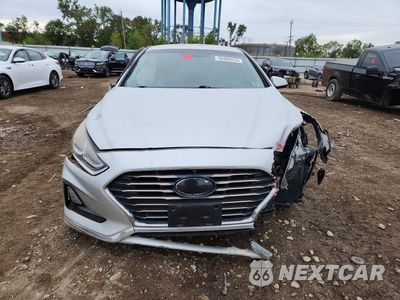 Piąte zdjęcie samochodu w środku: 2019 HYUNDAI SONATA SE VIN:5NPE24AFXKH753065 - miniatura
