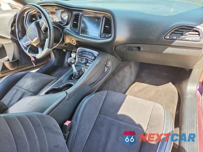 Zdjęcie 8 z 12 samochodu: 2021 DODGE CHALLENGER R/T SCAT PACK VIN:2C3CDZFJ6MH599823 - miniatura
