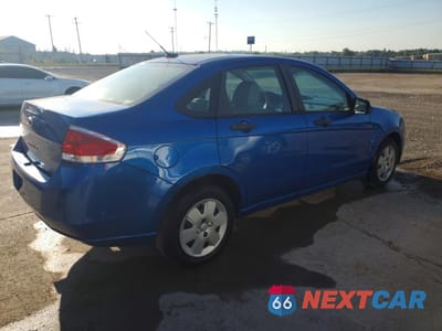 Trzecie zdjęcie samochodu z tyłu: 2010 FORD FOCUS S VIN:1FAHP3ENXAW204734 - miniatura