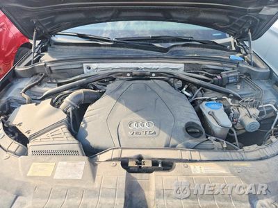 Zdjęcie 11 z 12 samochodu: 2014 AUDI Q5 TDI PREMIUM PLUS VIN:WA1DMAFP2EA028684 - miniatura