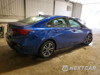 Trzecie zdjęcie samochodu z tyłu: 2024 KIA FORTE LXS VIN:3KPF24AD8RE821655 - miniatura