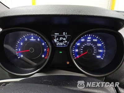 Zdjęcie 9 z 13 samochodu: 2016 HYUNDAI ELANTRA SE VIN:5NPDH4AEXGH722911 - miniatura