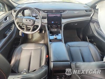 Zdjęcie 8 z 13 samochodu: 2025 JEEP GRAND CHEROKEE LIMITED VIN:1C4RJGBG5SC295444 - miniatura