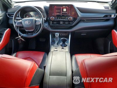 Zdjęcie 8 z 13 samochodu: 2021 TOYOTA HIGHLANDER XSE VIN:5TDJZRBH4MS089155 - miniatura