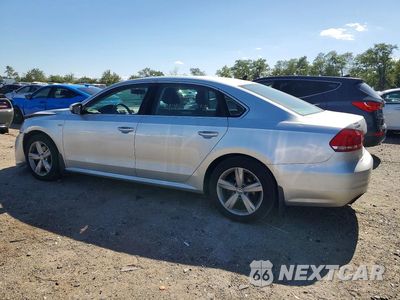 Drugie zdjęcie samochodu z przodu: 2015 VOLKSWAGEN PASSAT S VIN:1VWAT7A30FC102626 - miniatura