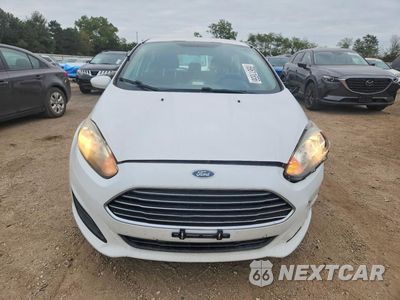 Piąte zdjęcie samochodu w środku: 2016 FORD FIESTA S VIN:3FADP4TJ5GM171705 - miniatura