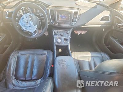 Zdjęcie 8 z 12 samochodu: 2015 CHRYSLER 200 LIMITED VIN:1C3CCCAB1FN710126 - miniatura