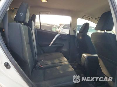 Zdjęcie 10 z 12 samochodu: 2017 TOYOTA RAV4 LE VIN:JTMZFREV8HJ706718 - miniatura