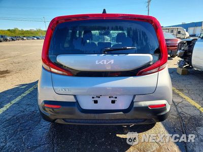 Zdjęcie 6 z 14 samochodu: 2022 KIA SOUL LX VIN:KNDJ23AU2N7827451 - miniatura