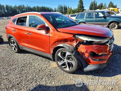 Czwarte zdjęcie samochodu z boku: 2016 HYUNDAI TUCSON LIMITED VIN:KM8J3CA25GU143487 - miniatura