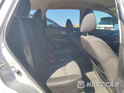 Zdjęcie 10 z 13 samochodu: 2019 NISSAN ROGUE SV VIN:JN8AT2MT6KW505203 - miniatura