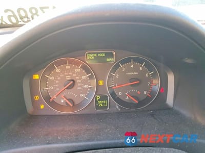 Zdjęcie 9 z 12 samochodu: 2008 VOLVO C70 T5 VIN:YV1MC67208J056555 - miniatura