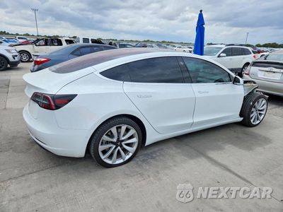 Trzecie zdjęcie samochodu z tyłu: 2018 TESLA MODEL 3 VIN:5YJ3E1EA1JF025241 - miniatura