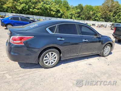 Trzecie zdjęcie samochodu z tyłu: 2015 NISSAN ALTIMA 2.5 S VIN:1N4AL3AP6FN365843 - miniatura