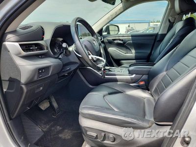 Zdjęcie 7 z 14 samochodu: 2023 TOYOTA HIGHLANDER XLE VIN:5TDKDRBH5PS505107 - miniatura