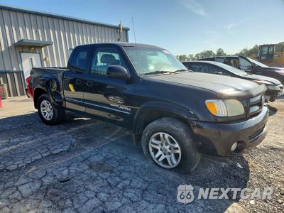 Czwarte zdjęcie samochodu z boku: 2004 TOYOTA TUNDRA LIMITED VIN:5TBBT48114S443287 - miniatura