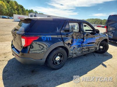 Trzecie zdjęcie samochodu z tyłu: 2021 FORD EXPLORER POLICE INTERCEPTOR VIN:1FM5K8AW3MNA01990 - miniatura