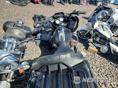 Zdjęcie 6 z 8 samochodu: 2008 HARLEY-DAVIDSON FLTR VIN:1HD1FS4178Y668908 - miniatura