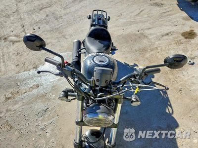 Piąte zdjęcie samochodu w środku: 2025 HONDA CMX500 A VIN:MLHPC5658S5800361 - miniatura