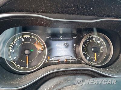 Zdjęcie 9 z 13 samochodu: 2022 JEEP CHEROKEE LIMITED VIN:1C4PJMDX4ND508305 - miniatura