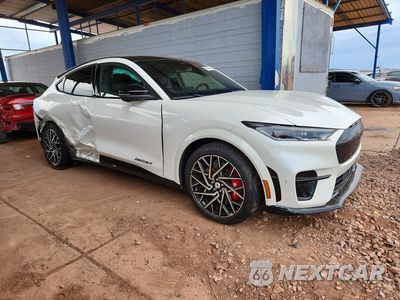 Czwarte zdjęcie samochodu z boku: 2023 FORD MUSTANG MACH-E GT VIN:3FMTK4SXXPMA64106 - miniatura