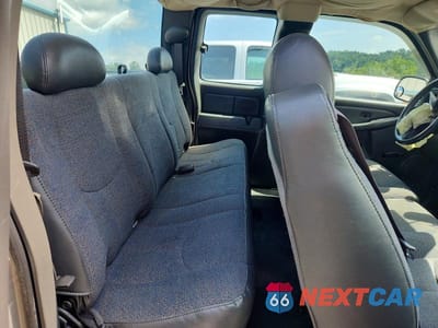 Zdjęcie 10 z 12 samochodu: 2005 CHEVROLET SILVERADO K1500 VIN:2GCEK19V751217917 - miniatura