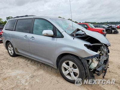 Czwarte zdjęcie samochodu z boku: 2011 TOYOTA SIENNA LE VIN:5TDKK3DCXBS068444 - miniatura