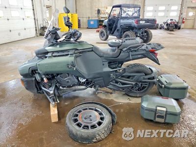 Trzecie zdjęcie samochodu z tyłu: 2025 CAN-AM CANYON REDROCK VIN:2BXBMDD28SV000067 - miniatura