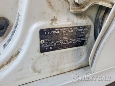 Zdjęcie 12 z 12 samochodu: 2002 HYUNDAI SONATA GLS VIN:KMHWF35H52A713588 - miniatura
