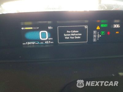 Zdjęcie 9 z 12 samochodu: 2018 TOYOTA PRIUS THREE TOURING VIN:JTDKARFU7J3065111 - miniatura