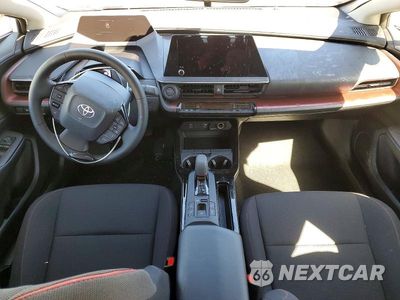 Zdjęcie 8 z 12 samochodu: 2027 TOYOTA PRIUS PLUG-IN HYBRID SE VIN:JTDACACU4V3084295 - miniatura
