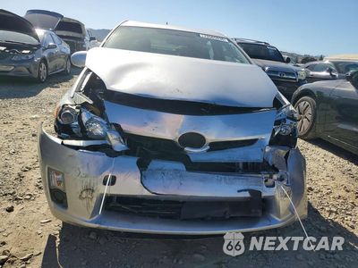 Piąte zdjęcie samochodu w środku: 2011 TOYOTA PRIUS TWO VIN:JTDKN3DUXB5314639 - miniatura