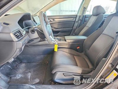 Zdjęcie 7 z 12 samochodu: 2018 HONDA ACCORD LX VIN:1HGCV1F10JA122049 - miniatura