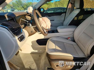 Zdjęcie 7 z 13 samochodu: 2025 GMC ACADIA DENALI VIN:1GKENRRS6SJ149613 - miniatura