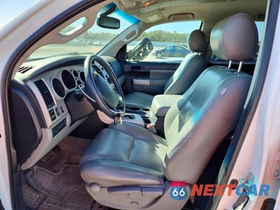 Zdjęcie 7 z 13 samochodu: 2008 TOYOTA SEQUOIA SR5 VIN:5TDBY64A08S003464 - miniatura