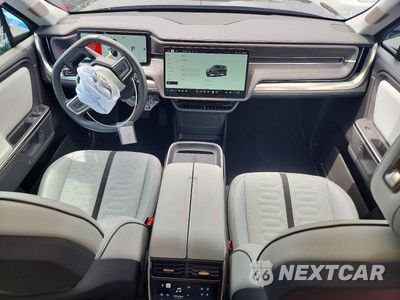 Zdjęcie 8 z 13 samochodu: 2025 RIVIAN R1S ADVENTURE VIN:7PDSGBBA3SN064893 - miniatura