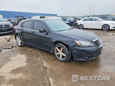 Czwarte zdjęcie samochodu z boku: 2012 CHRYSLER 200 TOURING VIN:1C3CCBBG6CN277225 - miniatura